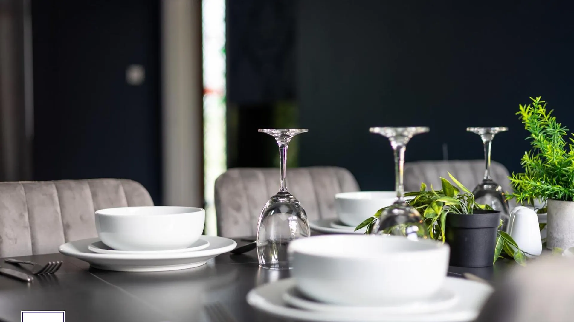 Alt-Stay Leeds, M1 Junction 45 Skelton Lake - Ideal For Contractors - Parking & Fast Fibre Wi-Fi - Long Stays Welcome Leeds (West Yorkshire)