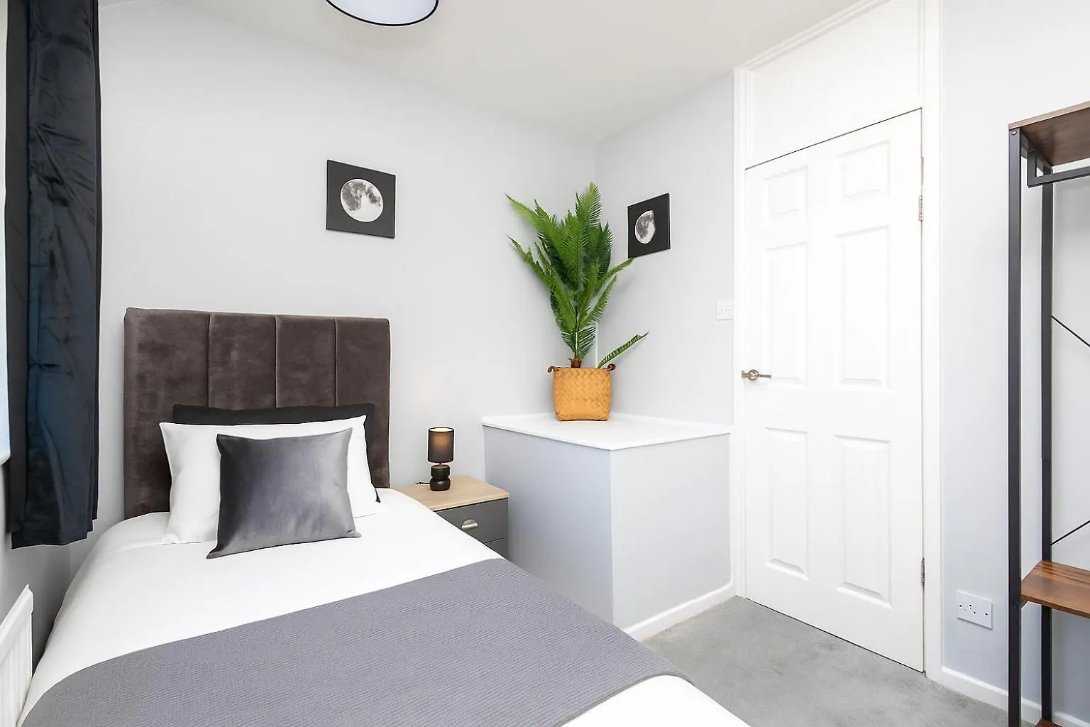 Hébergement de vacances Alt-Stay Leeds, M1 Junction 45 Skelton Lake - Ideal For Contractors - Parking & Fast Fibre Wi-Fi - Long Stays Welcome